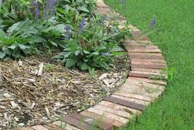 10 Idees De Bordure De Jardin Esprit Laita Bordure Jardin Bordure Pelouse Amenagement Jardin