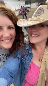 Kristin Boling's Instagram, Twitter & Facebook