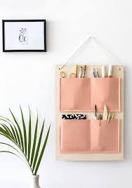 13 Diy Pour Fabriquer Un Organiseur Mural De Bureau Organisateur Suspendu Rangements A Fabriquer Soi Meme Projets Diy Faciles