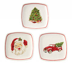 The christmas festive season is a time when families and friends come together to enjoy each other's company and to celebrate with good cheer and fancy food the end of another year and the beginning of the new. Mud Pie Vintage Christmas Plate Urbane South