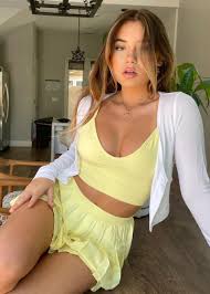 Sophia Birlem - Free sexy pics, galleries & more at Babepedia