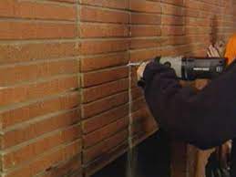 My dad was kind enough to come to help scott hang the wood mantle while i snuck out with my mom. How To Install A Floating Mantel How Tos Diy