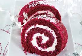 Recette De Buche Red Velvet Au Mascarpone Coup De Pouce Yule Log Recipe Yule Log Cake Desserts