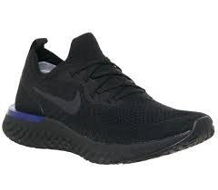 Τα ανδρικά παπούτσια για τρέξιμο nike epic react flyknit 2 αναβαθμίζουν τον συνδυασμό μαλακής αίσθησης και ανάλαφρης άνεσης υψηλών επιδόσεων. Nike Epic React Flyknit Trainers Black Racer Blue Hers Trainers