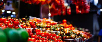 Les personnes qui exercent une activité commerciale sur les halles, marchés et voies publiques doivent, sauf exceptions il s'agit de toute personne qui exerce une activité ambulante sur la voie publique, les halles ou les marchés. Vente Sur Les Marches Foires Salons Et Festivals Se Preparer