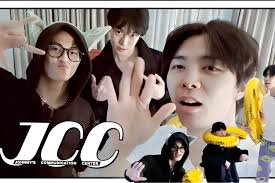 Rayakan Album Solo Mark, Doyoung dan Johnny NCT 127 Buat Pesta Penuh  Kehangatan, Definisi Teman Impian!