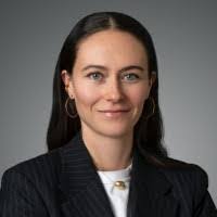 Genevieve Newell's Instagram, Twitter & Facebook