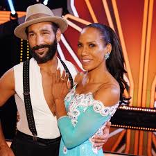 14 promis kämpfen in der 14. Let S Dance Massimo Sinatos Extreme Null Kalorien Diat Kurier At