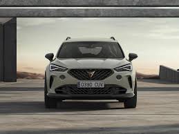 Exteriér modelu vz5 je konstruován pro rychlost a je decentně doplněn detaily z karbonových vláken. Cupra Formentor Vz5 2021 5 Choses A Savoir Sur Le Suv 5 Cylindres