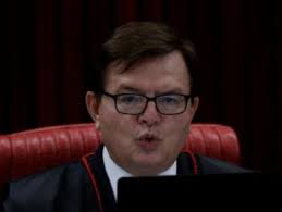 Chapa Dilma-Temer: A minuciosa batalha de Herman Benjamin para tentar  condenar Temer no TSE