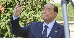 Entra nello spirito natalizio con i gioielli pandora. La Mossa Di Berlusconi Spariglia I Piani Di Conte E Salvini Il Sole 24 Ore