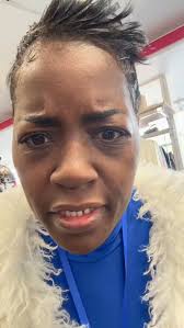 Mom's Lighthearted Scolding of Late Daughter Creates Hilarious Morning  Routine Moments