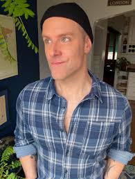 As I prepare my sleigh for the last few days before Christmas, it's not  lost