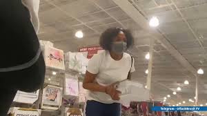 Mall Flash TV on X: Man showed off his BBC bulge at the mall. For full  video & part 2 chk the b..io bbcflash bbcflashing publicflash  publicflashing dickflash dickflashing publicdickflashing  publiccockflashing publicdickflash 