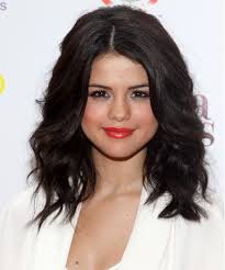 Selena gomez short hair bob. 41 Selena Gomez Hairstyles Hair Cuts And Colors