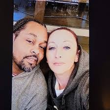 Mindy Monell's Instagram, Twitter & Facebook