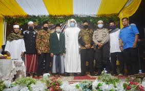 Adik syekh ali jaber, syekh muhammad jaber, mengungkapkan keinginan terbesar sang kakak selama hidup di indonesia. Syekh Muhammad Jaber Tabligh Akbar Di Pantai Labu Sumut Analisadaily Com
