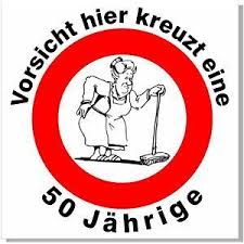 Es wird auch wirklich gut zu allen 60 geburtstagsdekorationen passen und. Fur Manche 50 Jahrige Lustig Geschenkideen Zum 50 50 Geburtstag Geschenkideen Zum 50 Geburtstag