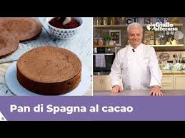 Il Pan Di Spagna Al Cacao E Un Ottima Base Per Preparare Torte Da Farcire Con Ogni Tipo Di Crema Ma Nel 2020 Pan Di Spagna Al Cioccolato Pan Di Spagna