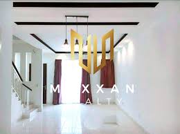 915 hartanah perumahan untuk dijual di di pasir gudang, johor dijumpai dengan saiz binaan 880 kps, 3 bilik tidur, 3 bilik air. Dc8nqrjjzicu6m