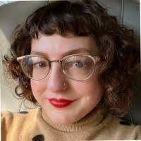 Emma Devine's Instagram, Twitter & Facebook