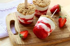Recette Cheesecake Popsicles Ou Cheesecake Facon Esquimau Glace En Pas A Pas Recette Cheesecake A La Fraise Recettes De Glaces Maison Glace Maison