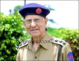 Joe Gonsalves's Instagram, Twitter & Facebook