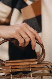 18k white gold trinity de cartier 3 band ring by cartier. Cartier Schmuck Klassiker Schone Geschenke Fur Sie Ihn Fashiioncarpet