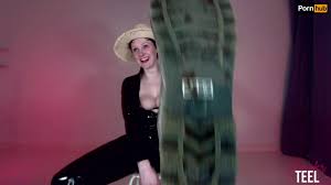 エッチなJenniferには尊厳が残っていない、弱虫妻編