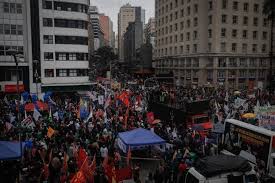 Check spelling or type a new query. Manifestantes Realizam Ato Contra Bolsonaro Em Porto Alegre Gzh