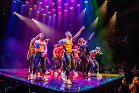 And it's a safe space for women of all ages to let down their hair and see what life is like on the other side. Magic Momente Magic Mike Live Berlin Reisebewertungen Tripadvisor