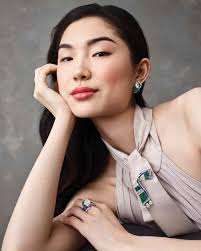 How Van Cleef & Arpels turn one big diamond into a jewellery collection