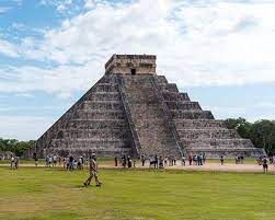 Chichen Itza and Cenote Tour ≫Stop in Valladolid | Howlanders
