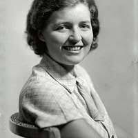 Portrait photograph of Harris, Ida, C.M.Bell Studio