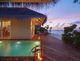 Baglioni resort maldives расположен на острове маагау в атолле даалу. Baglioni Resort Maldives World Luxury Hotel Awards