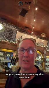 The decorations and lights are one of my favorite parts of the holidays.  Drop a pic of your favorite displays in the comments #holidaymagic  #festivelights #ᴡɪɴᴛᴇʀᴡᴏɴᴅᴇʀʟᴀɴᴅ #holidayvibes #seasonofjoy  #lightuptheseason 3 h |