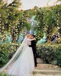 The wedding featured two dior gowns, a bespoke amusement park and return flights for their 150. Inside The Wedding Of Chiara Ferragni And Fedez Savoir Flair