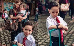 Berkahwin (21 disember 2013) (bercerai 30 mei 2017); Kongsi Gambar Di Sekolah Bulu Mata Anak Fatin Afeefa Pula Jadi Bualan Netizen Gempak