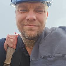 So sad and shocked at the passing of Mr Beaky, he will be sorely missed.  RIP Martin I will looking out for your trails in the sky. 💕💕