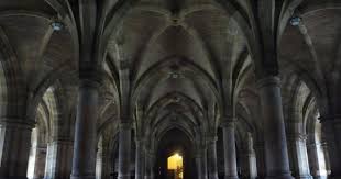 The Cloisters Actually An Undercroft Are Situated Below Bute Hall In Glasgow University Glasgow University Cloister The Cloisters