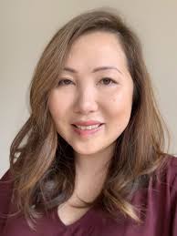 Vang Kue's Instagram, Twitter & Facebook