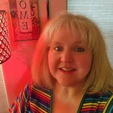 Too bad he decided to throw her under the bus years later and repeated the  smear campaign started by Chuckie and his mattress Cowmilla calling her  "paranoid." Shame