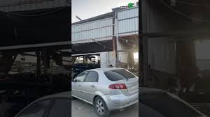 العشوائية تسيطر على تشليح السيارات - جريدة الوطن السعودية