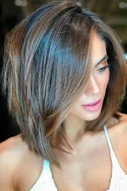 قصات شعر بوب متعددة الطبقات ولماذا يجب أن تحصل على واحدة في عام 2020 Medium Length Hair Styles Layered Bob Haircuts Thick Hair Styles