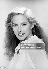 Holly Lueders's Instagram, Twitter & Facebook