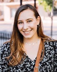 Sharon Jansen's Instagram, Twitter & Facebook