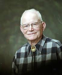 Jess Peck batching it at Plummer, Idaho