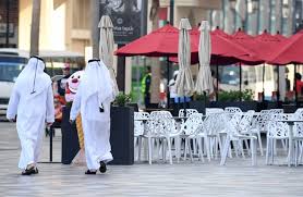 تفرض السعودية حظر تجول في أنحاء البلاد ابتداء من اليوم الاثنين (23 آذار/مارس 2020) بعد أن أفادت بحدوث قفزة في عدد حالات الإصابة بفيروس كورونا. Ù„ÙˆÙ…ÙˆÙ†Ø¯ Ø§Ù„Ø§Ù†Ù‡ÙŠØ§Ø± Ø§Ù„Ù…Ø§Ù„ÙŠ Ø¯ÙØ¹ Ø¯Ø¨ÙŠ Ù„ØªØ¹Ø¬ÙŠÙ„ ÙØªØ­ Ù…Ø±Ø§ÙƒØ² Ø§Ù„ØªØ³ÙˆÙ‚