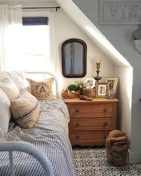 When You Search On Line For Images Of Attic Bedrooms You Will Usually Find Plain Rooms That Have Attic Bedroom Small Home Decor Bedroom Farmhouse Bedroom Decor