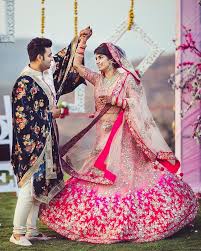 Ask the groom to hug his bride and gently kiss her forehead. 30 Wedding Poses And Pre Wedding Photography Poses To Check Out Before Facing The Camera On Your Big Day Wedding Photography Wedding Blog